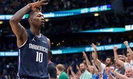 kaiyun-独行侠三分雨浇灭太阳 基德目标第六场结束战斗