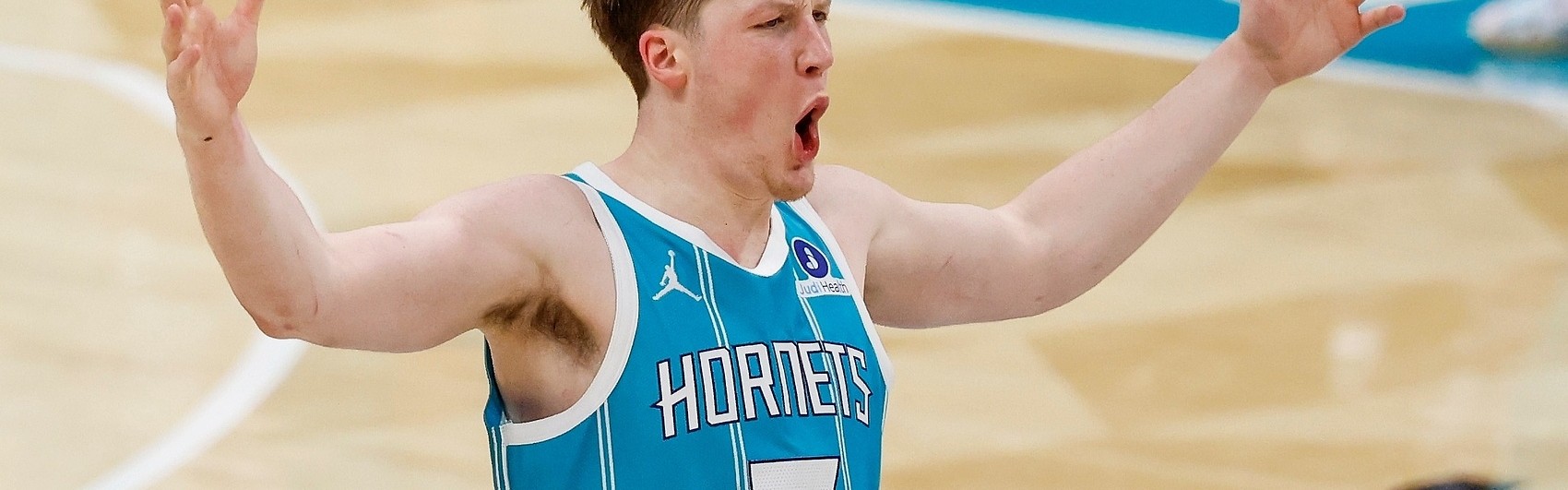 开云下载-NBA彩经：魔术负骑士 尼克斯击退鹈鹕 太阳难敌掘金 国王惨败黄蜂