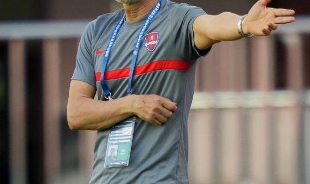 开云下载-惊艳开局难掩危局 重庆更需抓紧确定生存模式