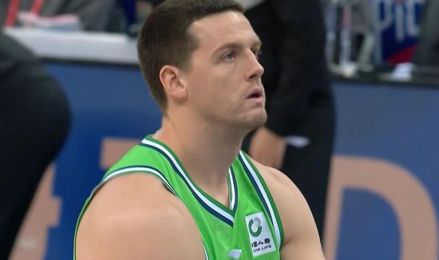 开云APP-天津男篮30分大胜完成复仇，林庭谦20+8郑昊燃23分，邹阳空砍23+8