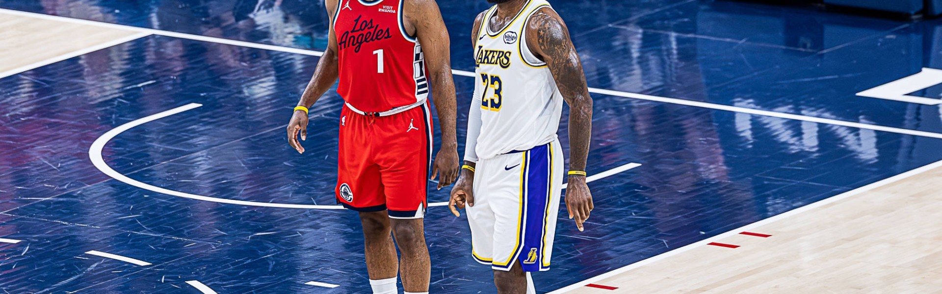 开云-哈登谈生涯持久：詹杜库威我仍能打出高水平 你无法理解这有多难