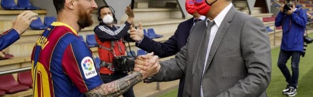 开云下载-拉波尔塔已同梅西父亲会谈 梅西续约出现积极信号