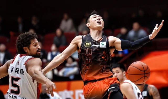 开云-山东男篮东营站大名单公布，郭凯回归，陈林坚验货，高诗岩缺席！