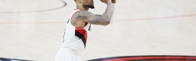 开云APP-临近季后赛开拓者遇到危机 CJ复出利拉德陷入低迷