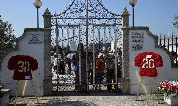 kaiyun-C罗缺席若塔葬礼惹非议 二姐回应：我们的社会病了